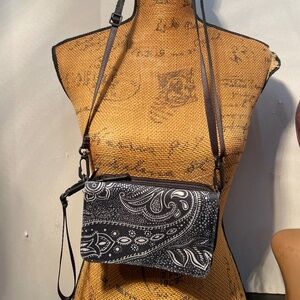 Vera Bradley wristlet